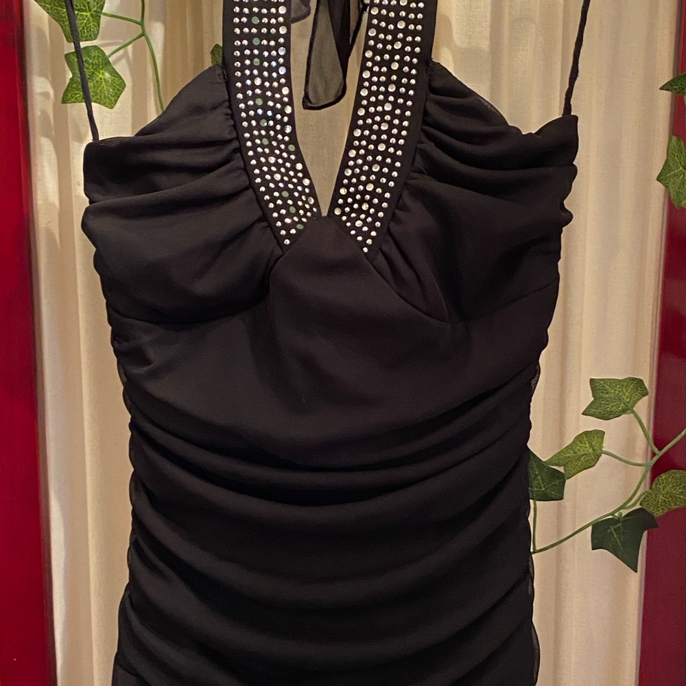 Dress - Picture 2 of 6